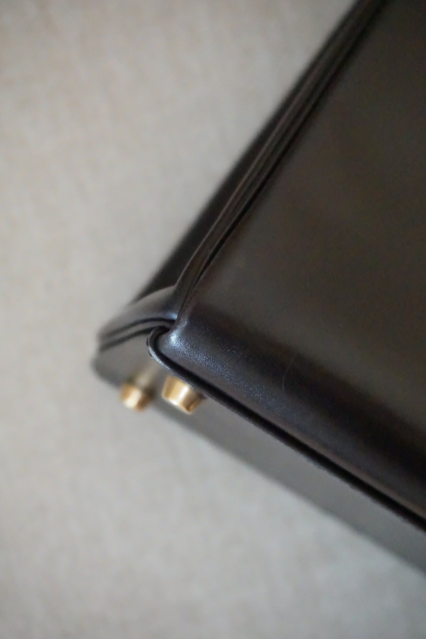 Pre-Loved Hermès Kelly 32 Black Box