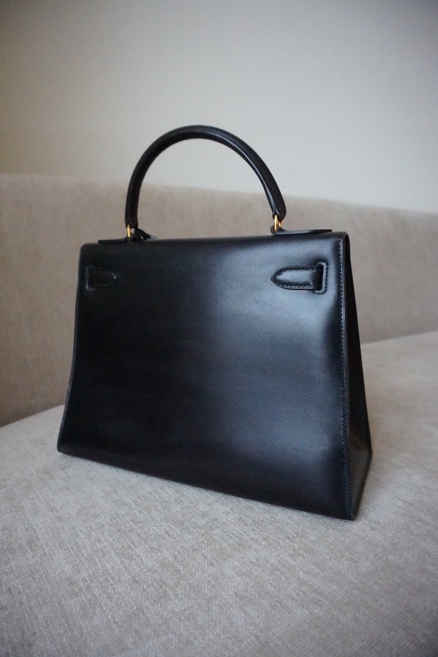 Pre-Loved Hermès Kelly 28 Black Box