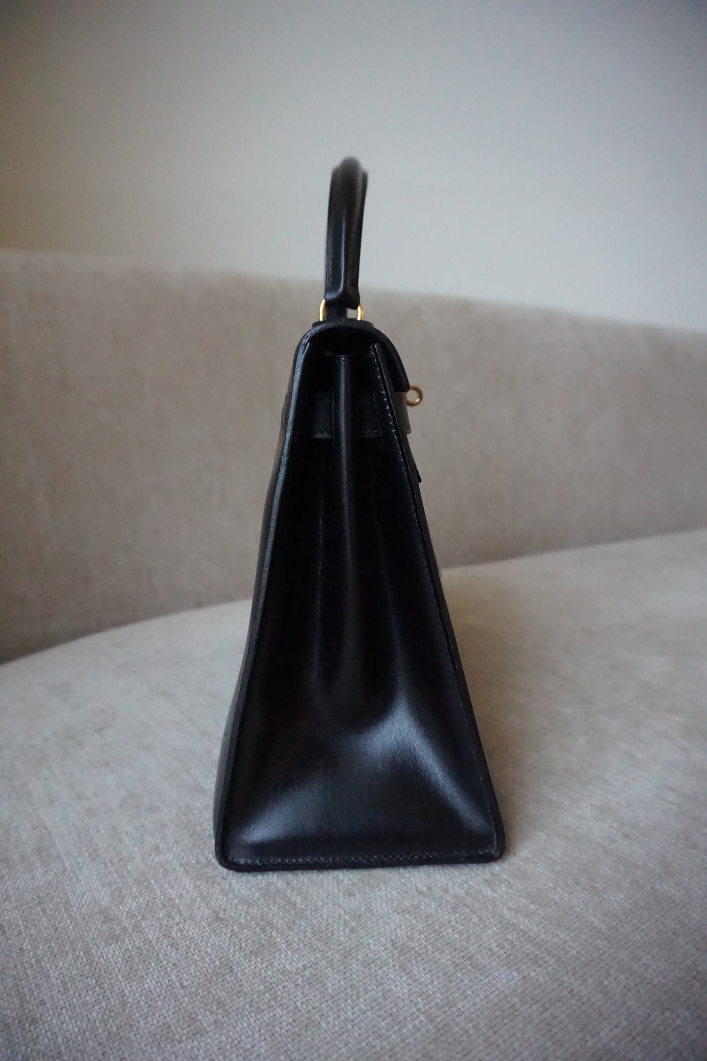 Pre-Loved Hermès Kelly 28 Black Box