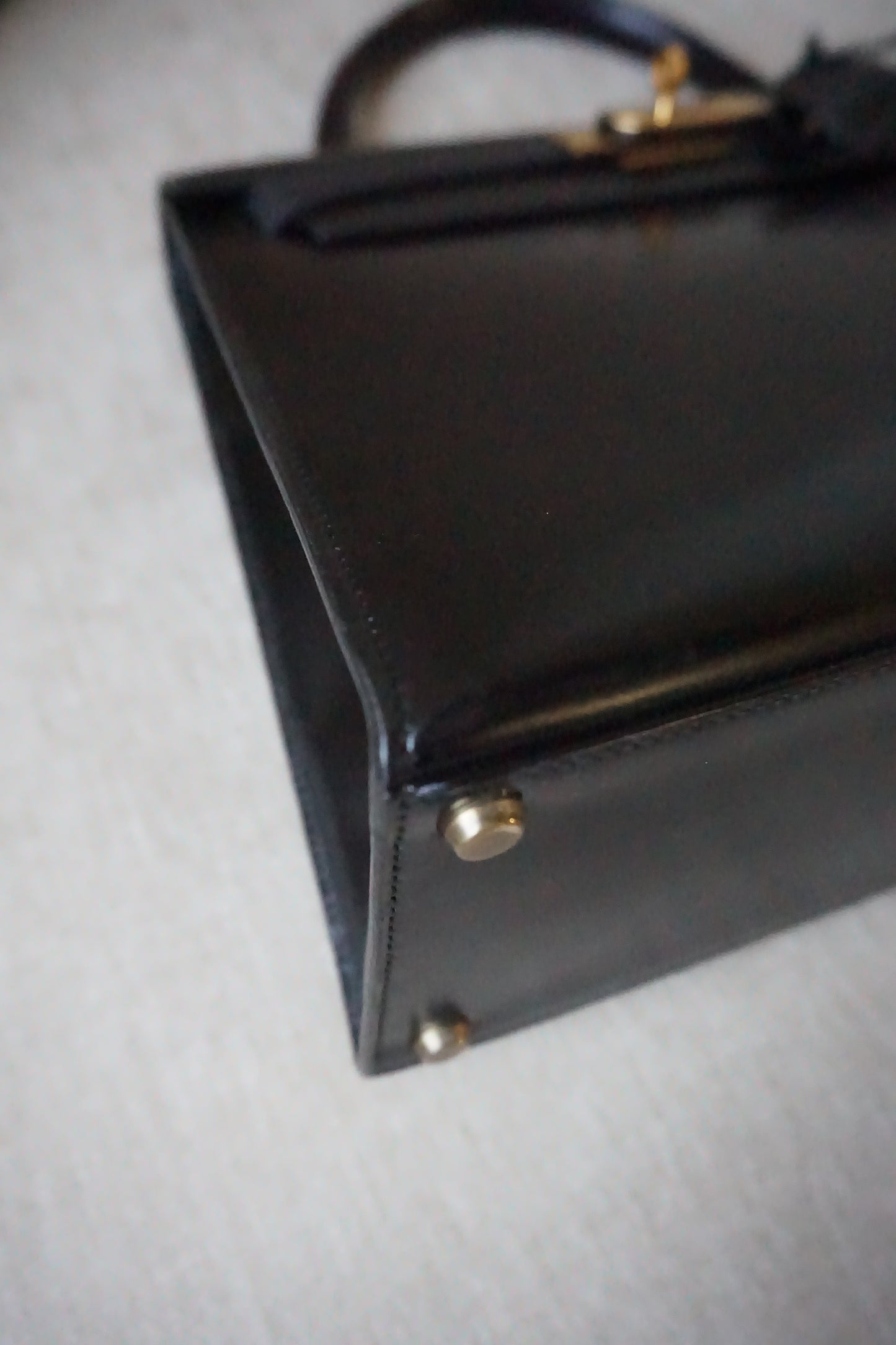Pre-Loved Hermès Kelly 28 Black Box