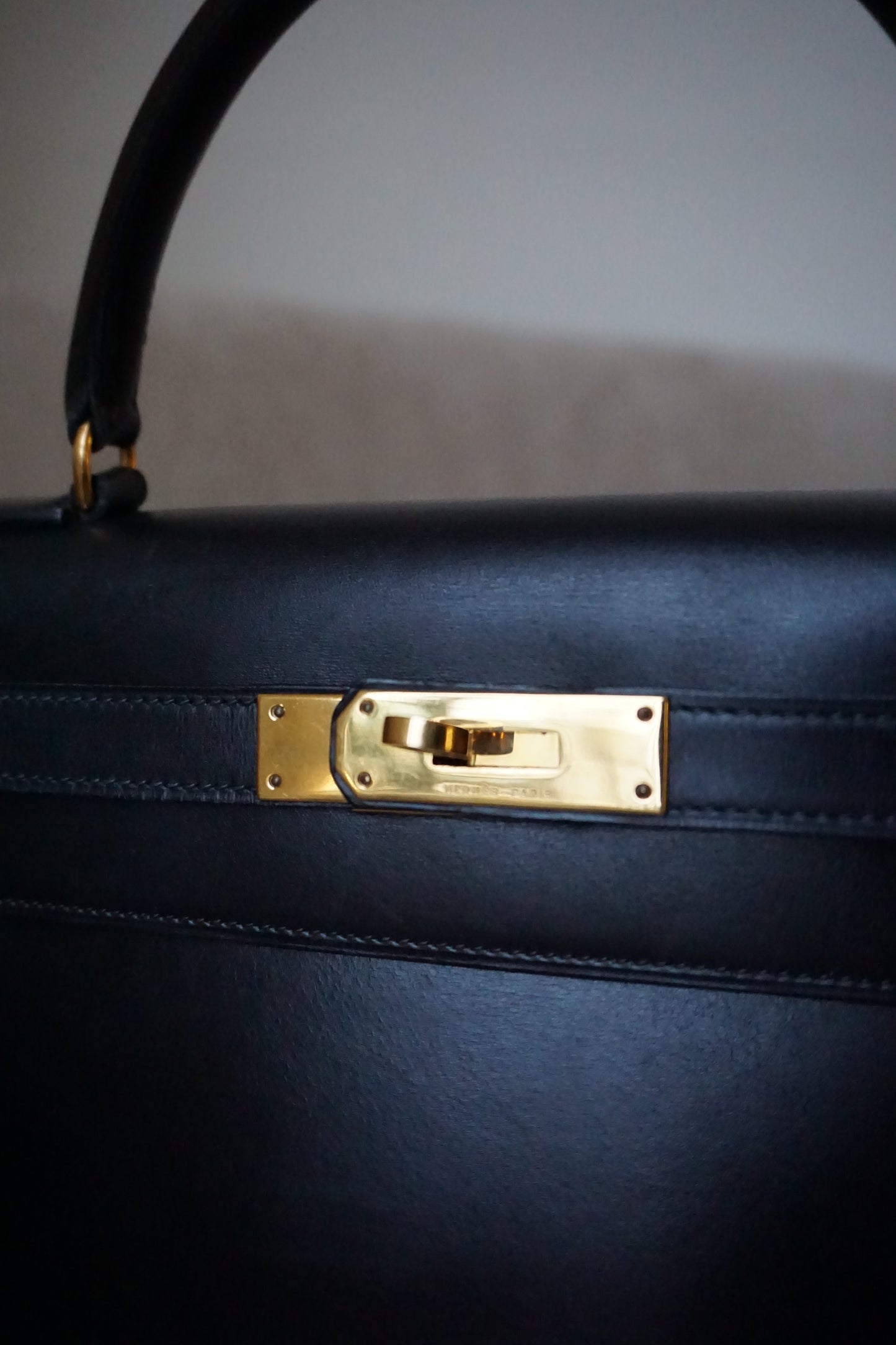 Pre-Loved Hermès Kelly 28 Black Box