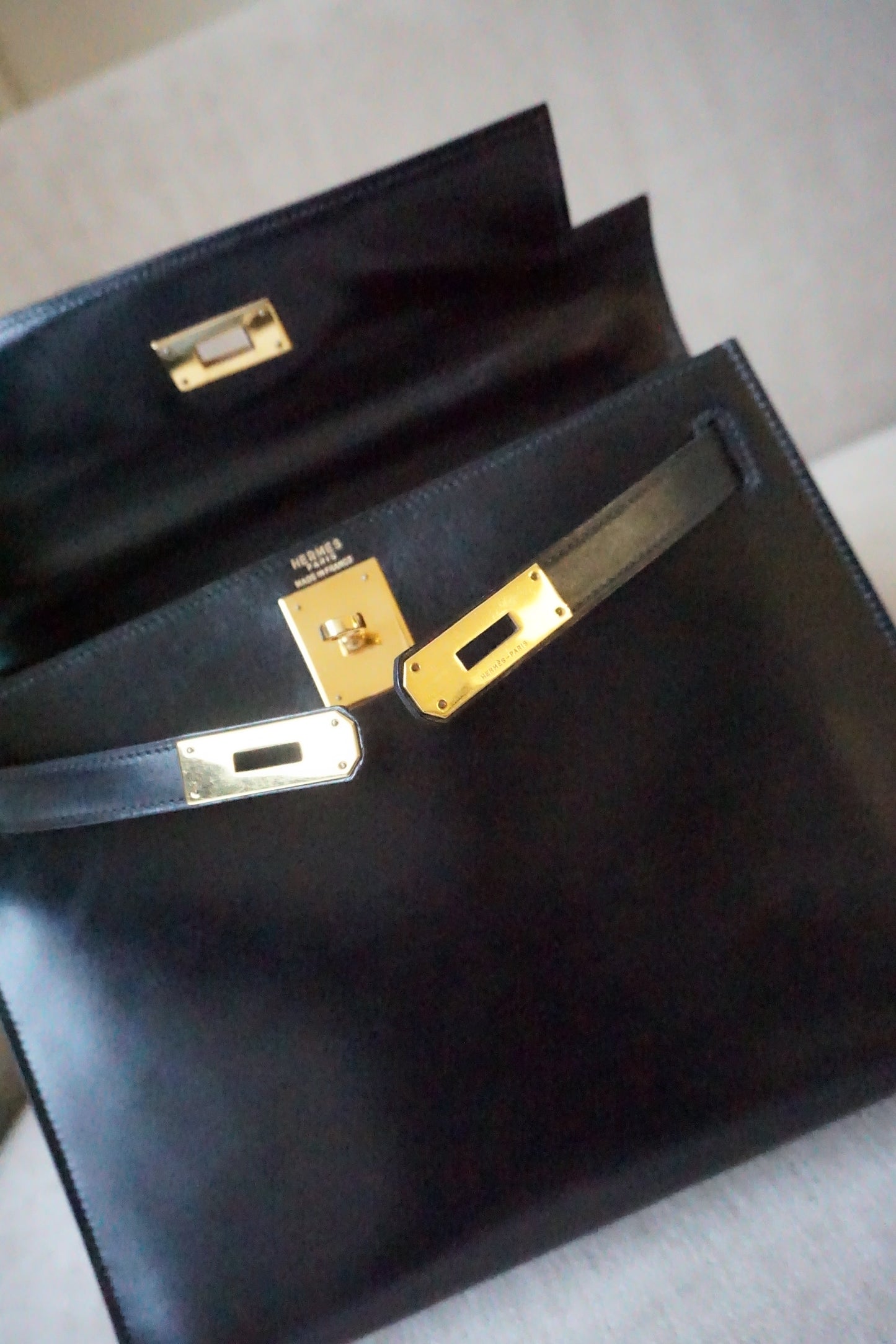 Pre-Loved Hermès Kelly 28 Black Box