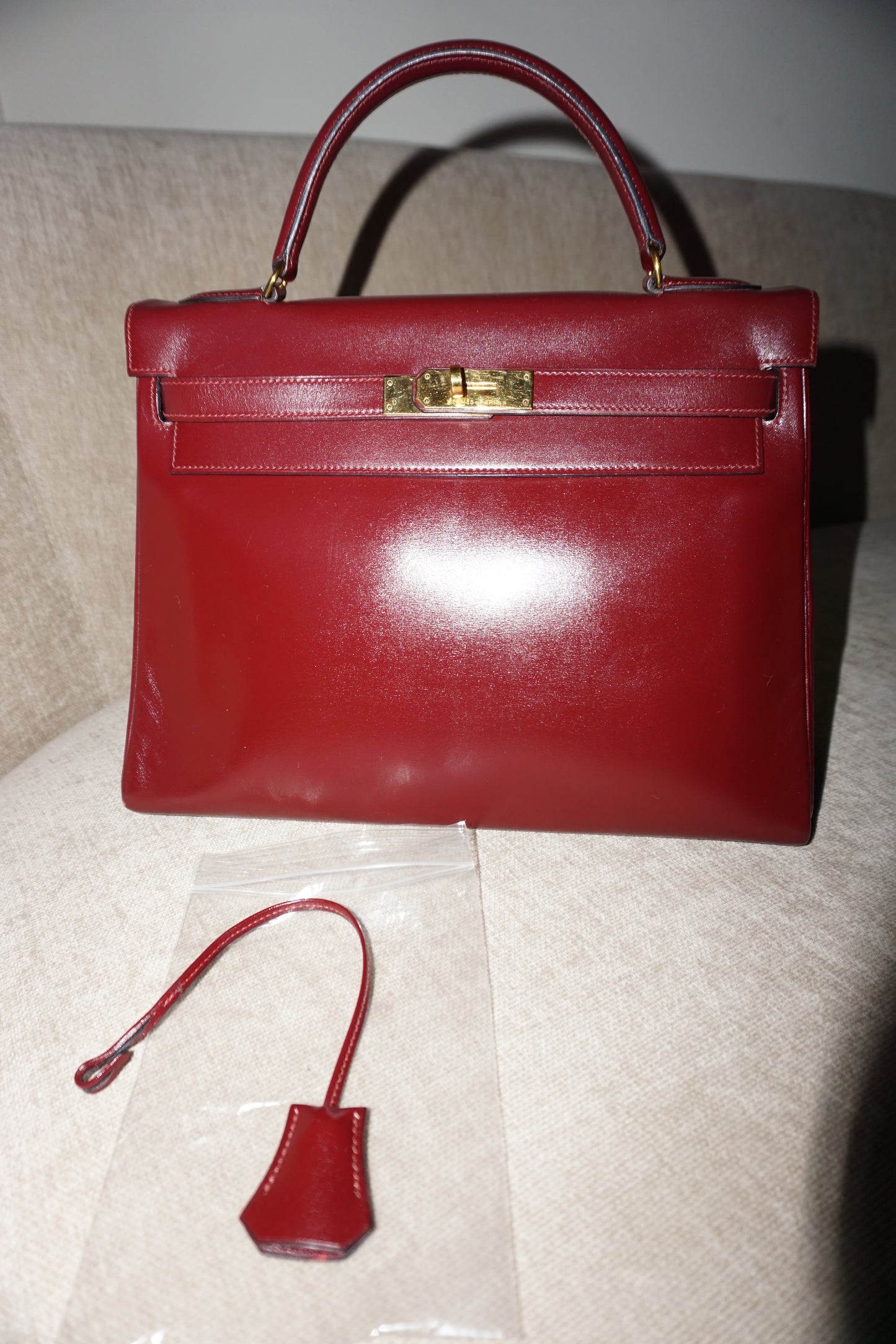 Pre-Loved Kelly 32 Rouge H Box