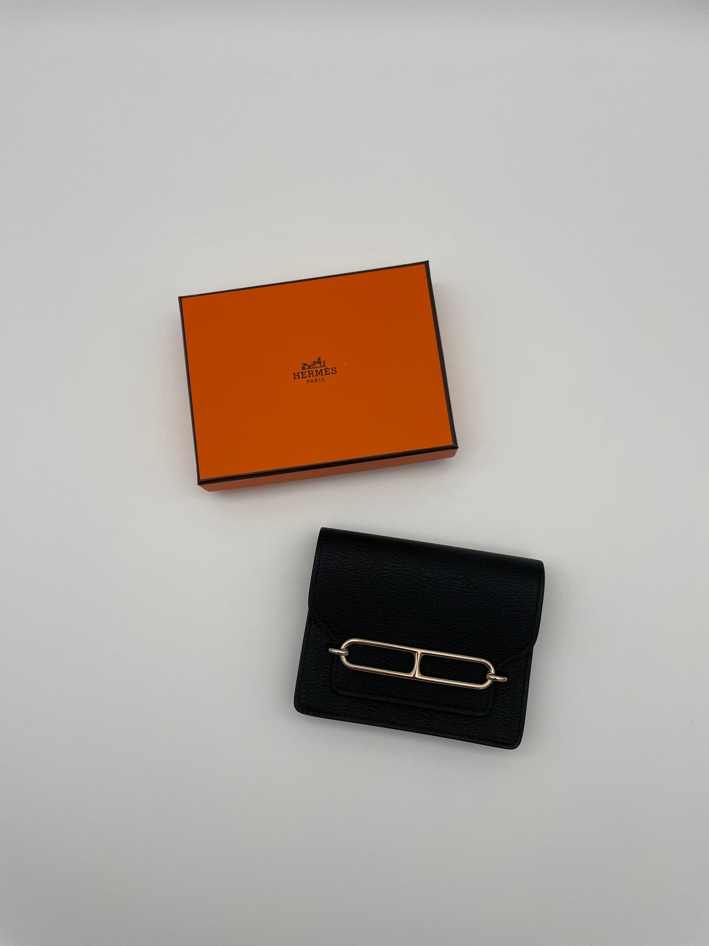 Pre-Loved 2023 Hermès Black Roulis Slim Wallet
