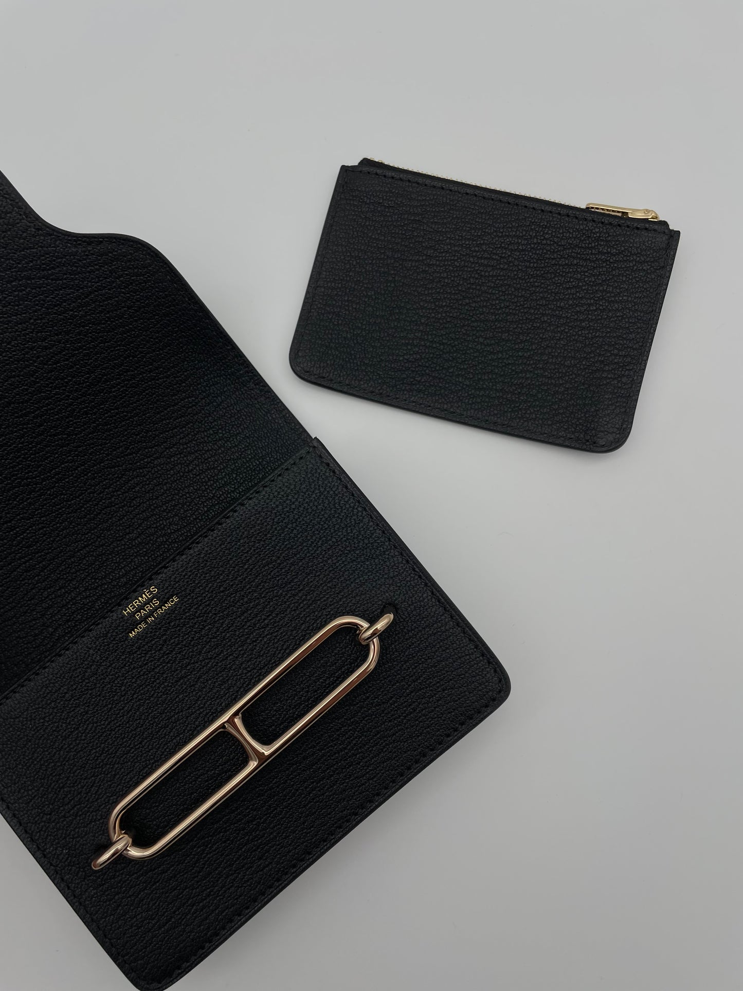 Pre-Loved 2023 Hermès Black Roulis Slim Wallet