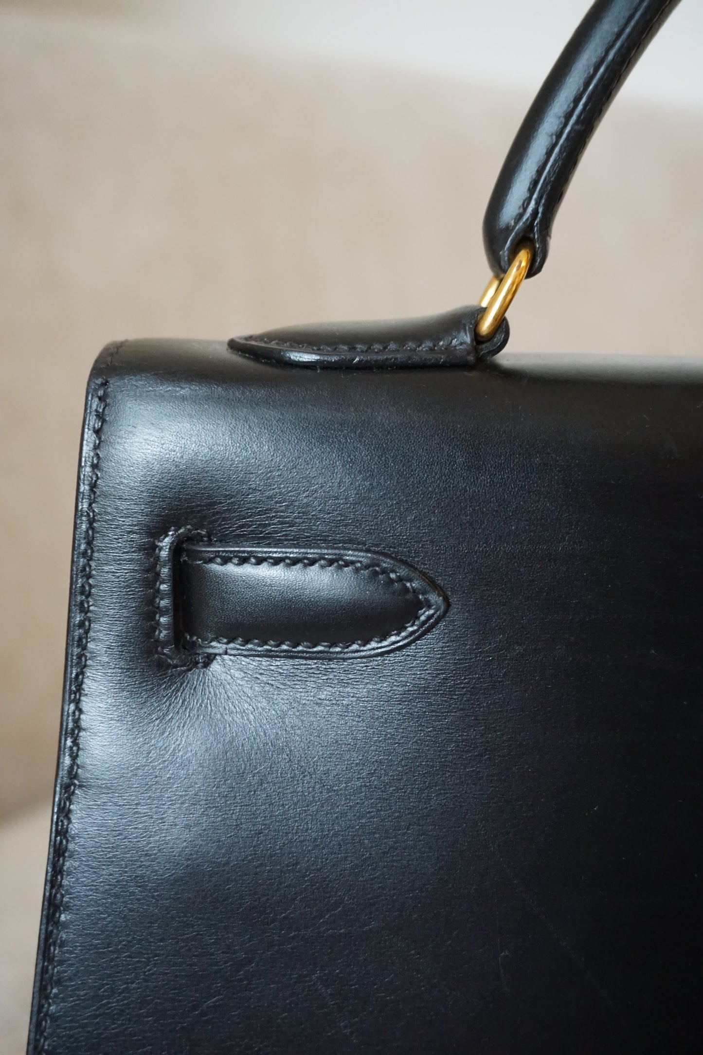 Pre-Loved Hermès Kelly 32 Black Box