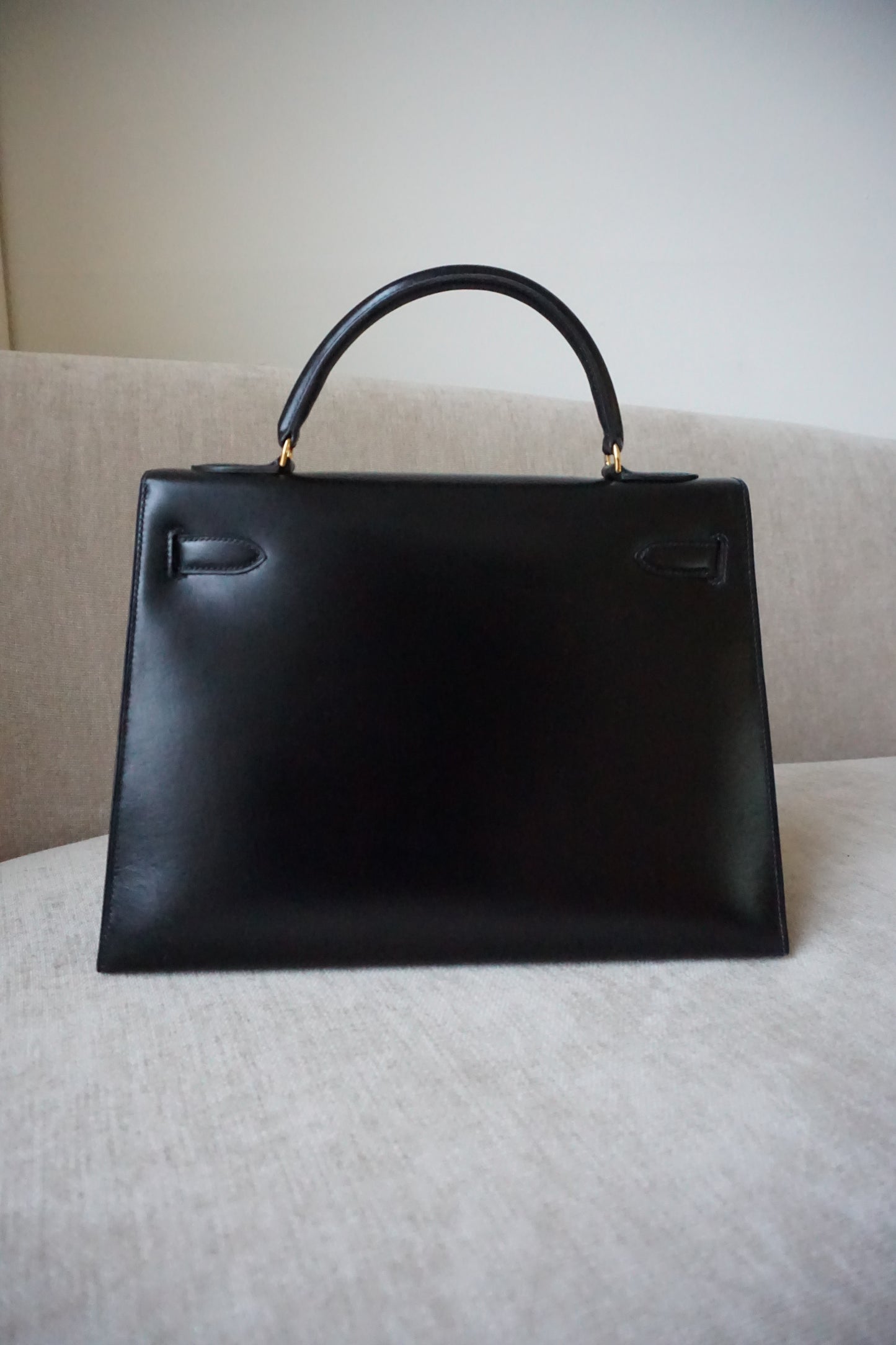 Pre-Loved Hermès Kelly 32 Black Box