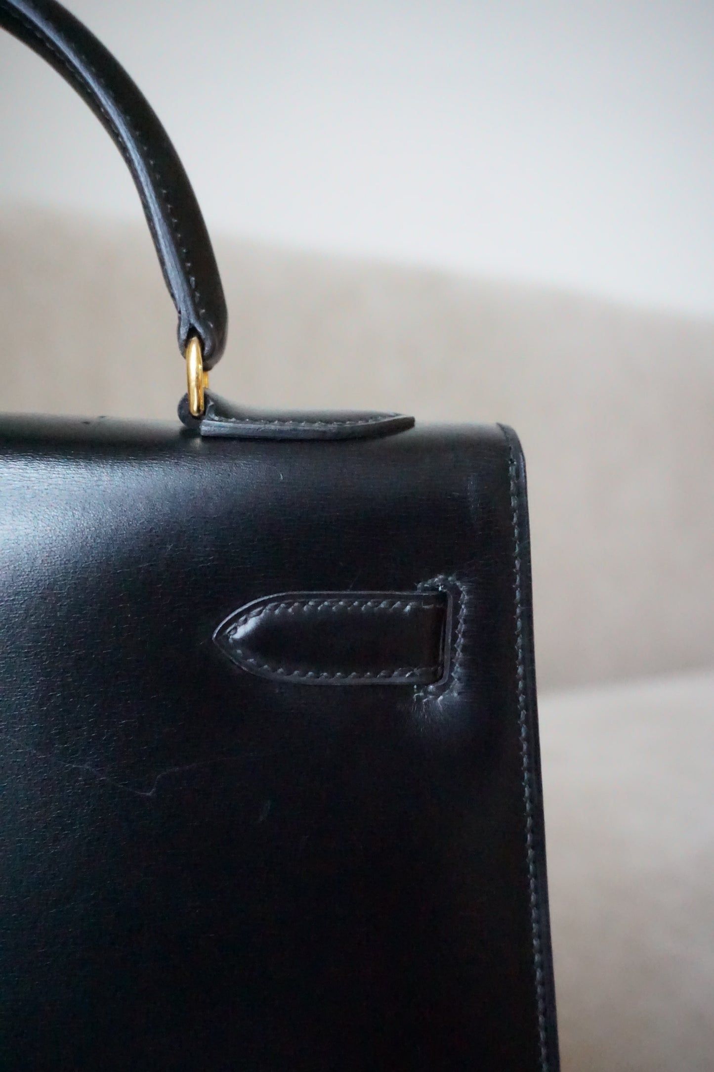 Pre-Loved Hermès Kelly 32 Black Box